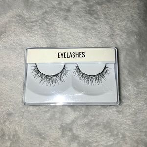 6 pairs of False Eyelashes